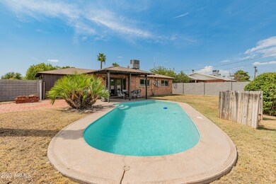 1703 N 74th Way-40