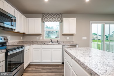 214 Spring Place, Strasburg, VA 22657 - photo 3