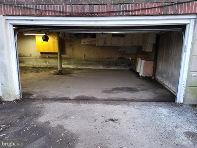 137 Berkley Ave unit GARAGE, Lansdowne, PA 19050 - photo 3