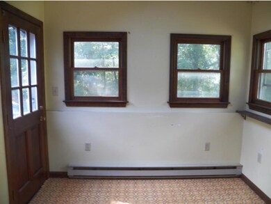 17 Wedgewood Dr, Londonderry, NH 03053 - photo 5