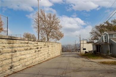 2101 Holly St, Kansas City, MO 64108 - photo 7