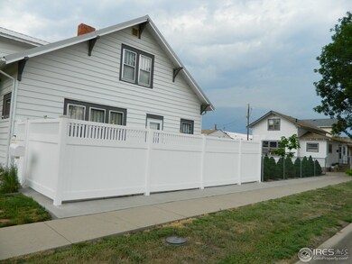 Enclosed private patio