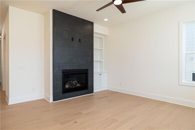 203 Mooney Rd, Woodstock, GA 30188 - photo 2