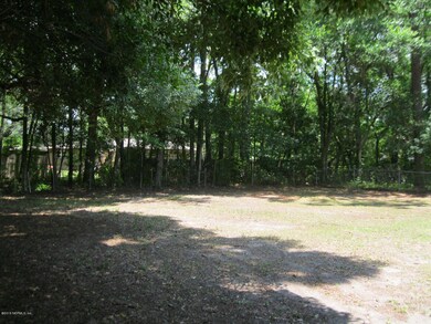 7551 Ridgeway Rd N, Jacksonville, FL 32244 - photo 4