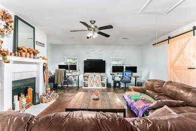 6608 Swanee Ct, Fort Worth, TX 76148 - photo 5