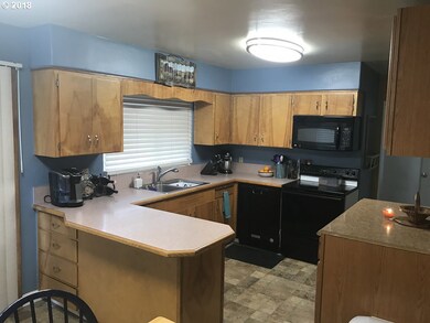 1903 Mt Hood St, the Dalles, OR 97058 - photo 7