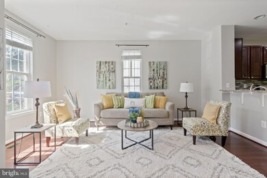 7248 Dorchester Woods Ln, Hanover, MD 21076 - photo 5