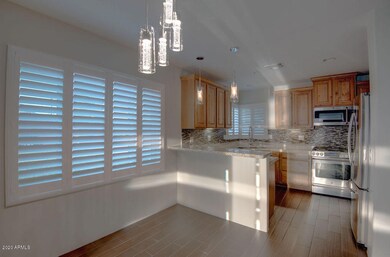 Kitchen/Dining 2