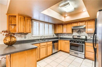 11357 Bob Mitchell Dr, El Paso, TX 79936 - photo 2