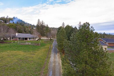 150 Kimberly Way, Grants Pass, OR 97526 - photo 5