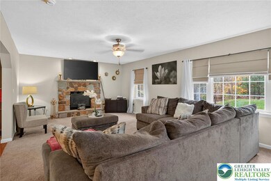 2541 Penn Hills Dr, Bartonsville, PA 18321 - photo 5