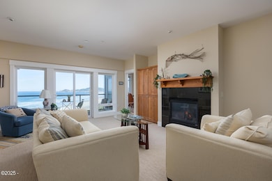 1125 NW Spring St unit A302, Newport, OR 97365 - photo 6