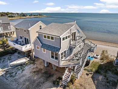 11 Cove St, Mattapoisett, MA 02739 - photo 4