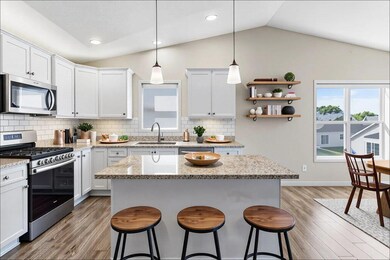 983 Aurora Cir, Red Wing, MN 55066 - photo 5