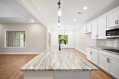 1749 Powell Rd, Clarksville, TN 37043 - photo 2