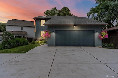 Front Exterior Twilight