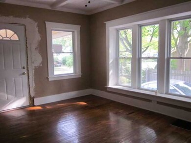 114 E Holmes Rd, Lansing, MI 48910 - photo 3