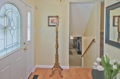 003_FOYER