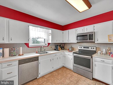 6296 Meadowview Rd, Germansville, PA 18053 - photo 7