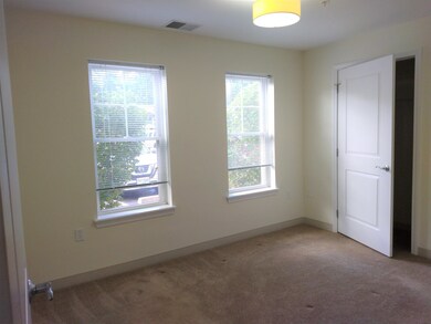 37 Hawthorne Dr unit 100, Bedford, NH 03110 - photo 5
