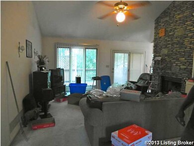 7507 Newton Dr, Louisville, KY 40228 - photo 4