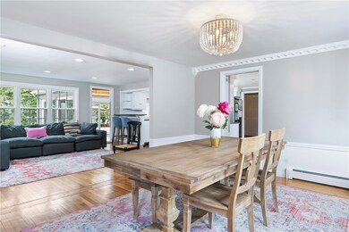 8 Apple Tree Ct, East Greenwich, RI 02818 - photo 4