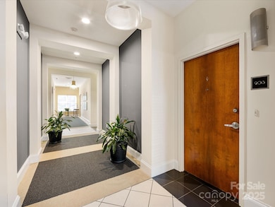 1700 Camden Rd unit 203, Charlotte, NC 28203 - photo 4