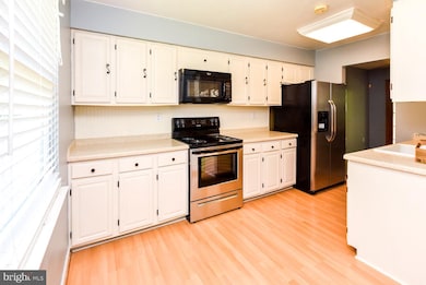 5210 Vienna Dr, Clinton, MD 20735 - photo 7