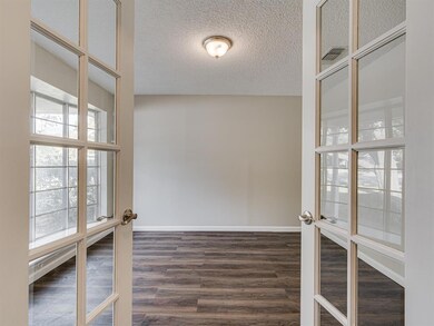 6421 Welch Ave, Fort Worth, TX 76133 - photo 5