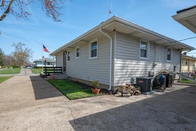 3237 Towers Ct S, Columbus, OH 43227 - photo 5