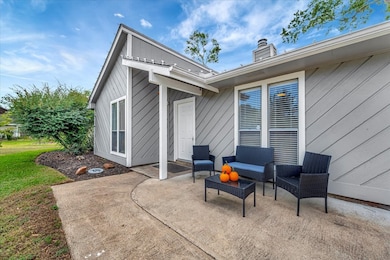 2610 Loganberry Cir, Seabrook, TX 77586 - photo 5