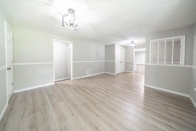 lvinging room 4