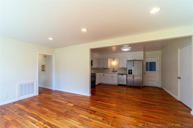 1205 S 14th St, McAlester, OK 74501 - photo 3