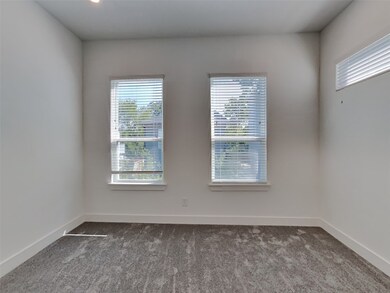 221 Oriole St, Houston, TX 77018 - photo 7