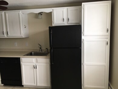 48 Westville Rd unit 3-11, Plaistow, NH 03865 - photo 4