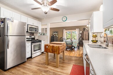 5557 W Lakeview Dr, La Porte, IN 46350 - photo 5