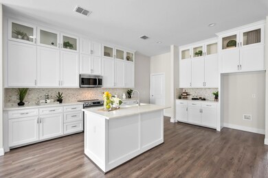 704 Ascot Ct, Ennis, TX 75119 - photo 6