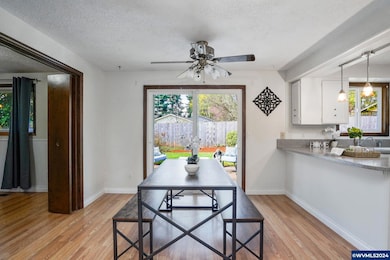 6215 13th Ave SE, Salem, OR 97306 - photo 3