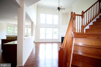 9072 Arch Hall Rd, Lorton, VA 22079 - photo 2