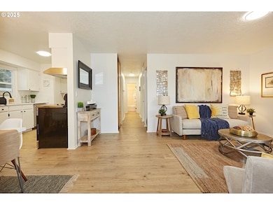 6527 SE 77th Ave, Portland, OR 97206 - photo 6