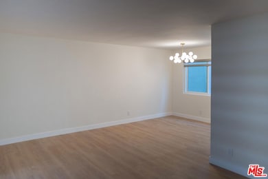 860 S Kingsley Dr unit 209, Los Angeles, CA 90005 - photo 7