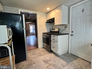 315 E State St, Kennett Square, PA 19348 - photo 5