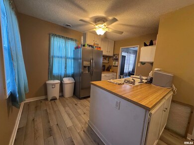 2014 W 68th St, Davenport, IA 52806 - photo 6