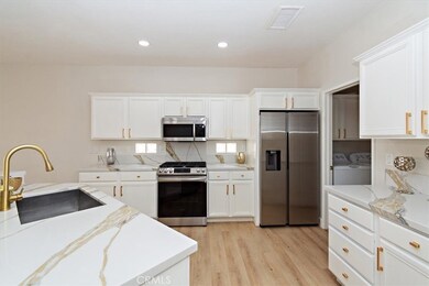 78006 Damask Rose Ct, Palm Desert, CA 92211 - photo 5