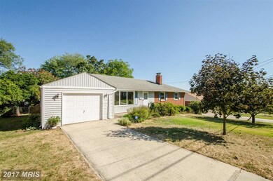 13112 Oriole Dr, Beltsville, MD 20705 - photo 2