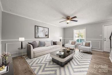 1908 Harvest Ln, Charlotte, NC 28210 - photo 3