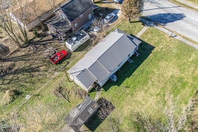 208 & 212 N Chamberlain Ave, Rockwood, TN 37854 - photo 5