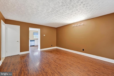 71 Chelmsford Ct, Middle River, MD 21220 - photo 6