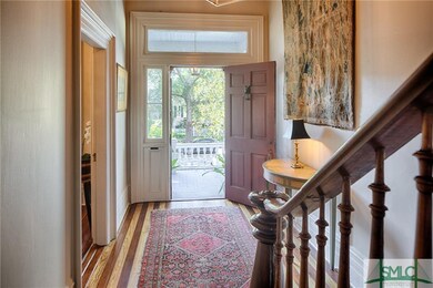 314 E Huntingdon St, Savannah, GA 31401 - photo 2