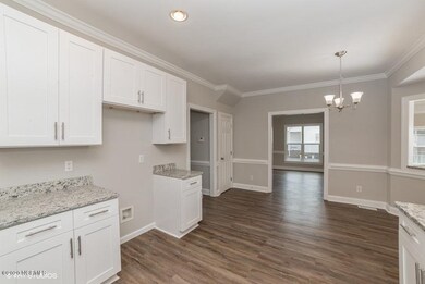 06_4323DeerCreekDrive_2013_LowRes